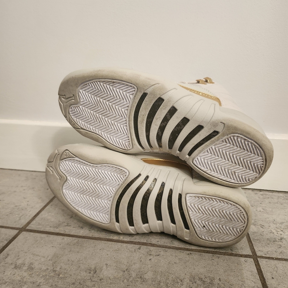 Air Jordan Retro 12 - Picture 4 of 4